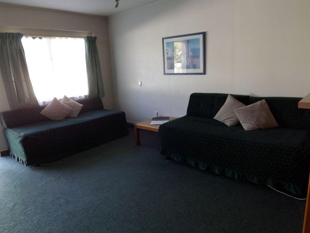 Karaka Tree Motel Taupo Dış mekan fotoğraf