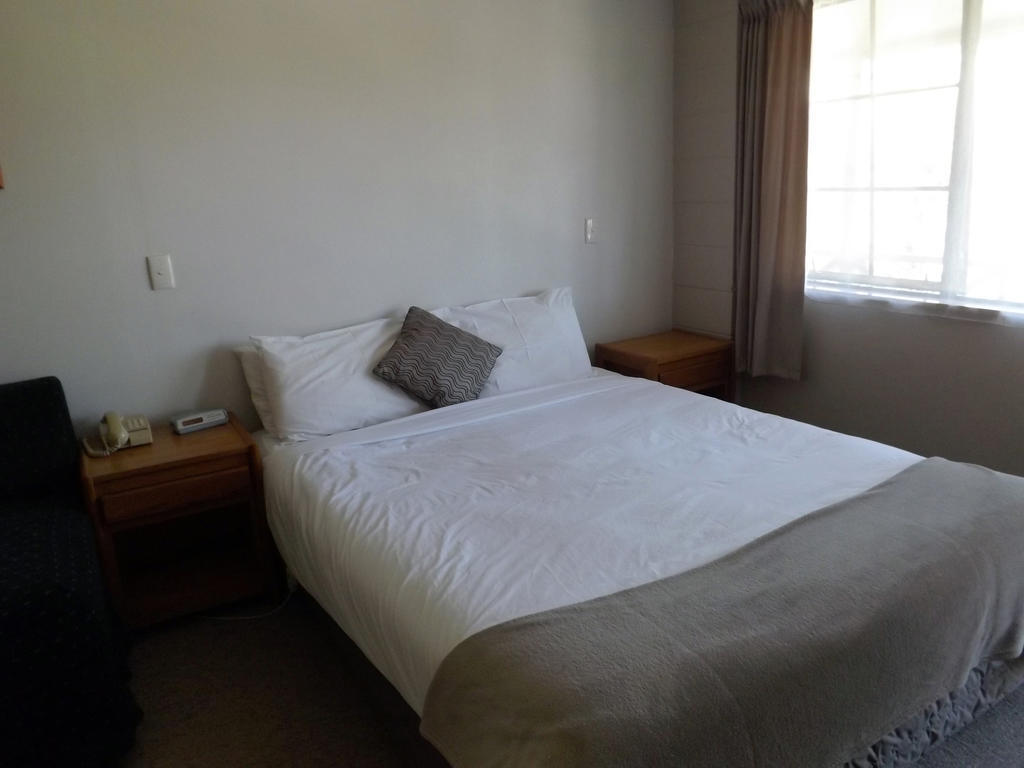 Karaka Tree Motel Taupo Dış mekan fotoğraf
